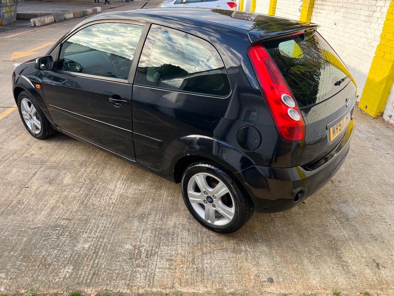 Used Ford Fiesta 2007 for sale - 76188498: Photo 4