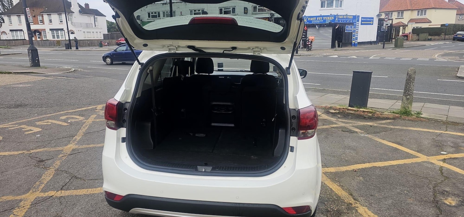 Used Kia Carens 2018 for sale - 77053988: Photo 11