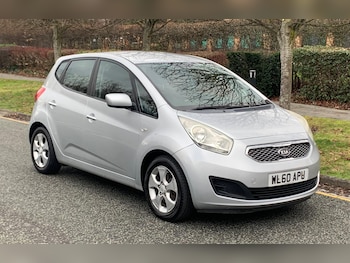 (60) - 1.6 2 Auto Euro 5 5dr