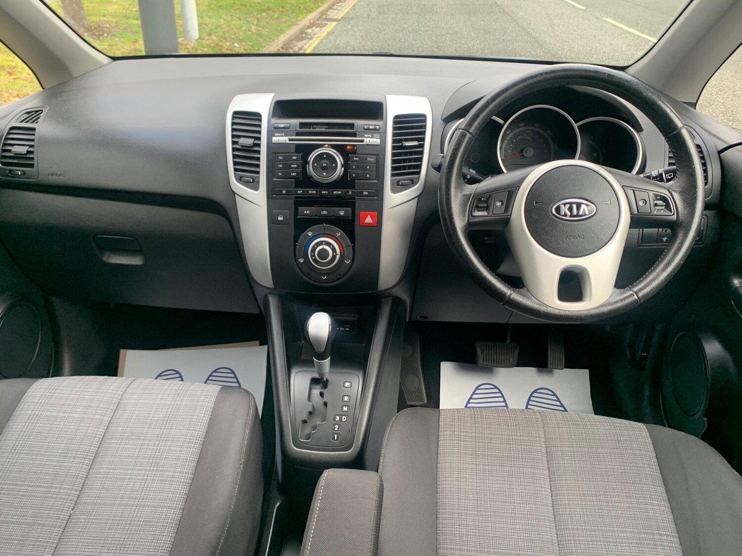 Used Kia Venga 2010 for sale - 77574700: Photo 27