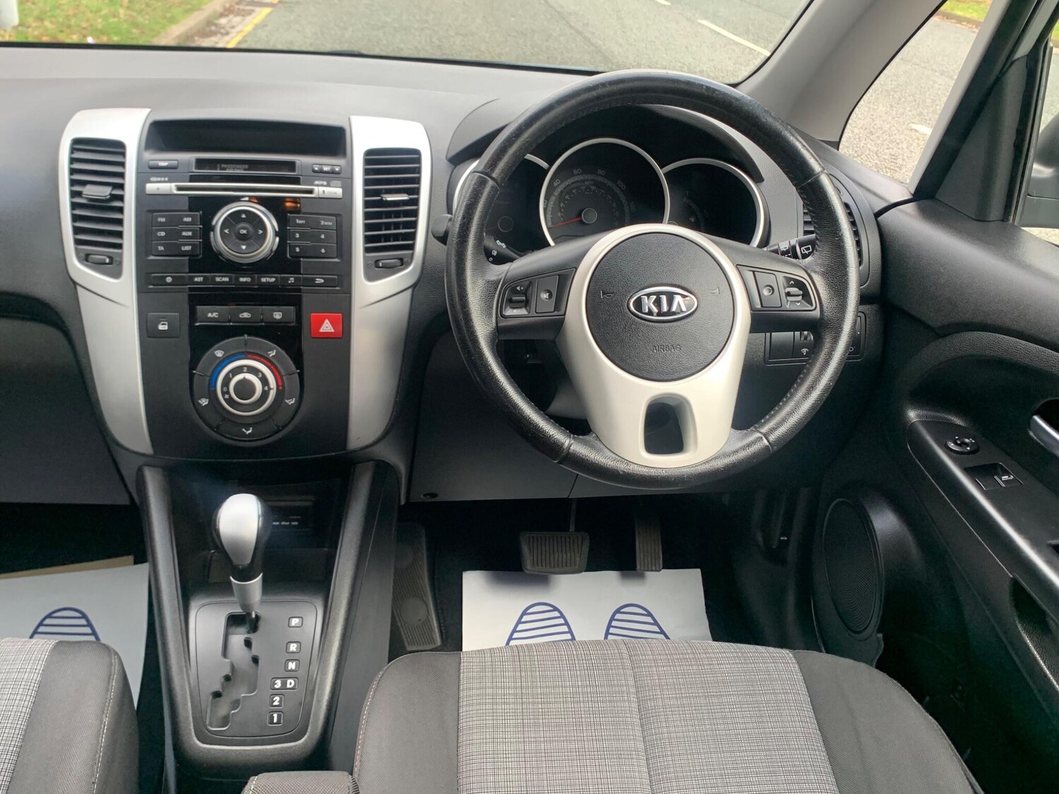 Used Kia Venga 2010 for sale - 77574700: Photo 28