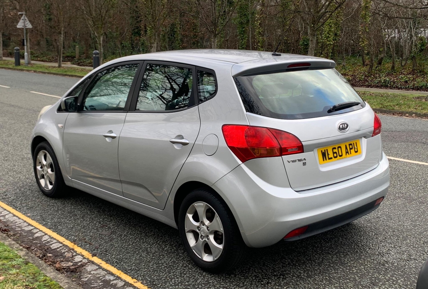 Used Kia Venga 2010 for sale - 77574700: Photo 8