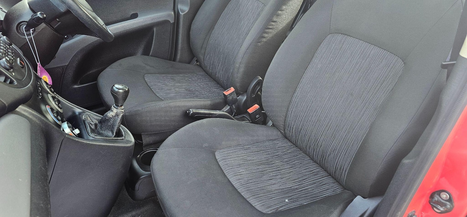 Used Hyundai i10 2012 for sale - 77550451: Photo 13