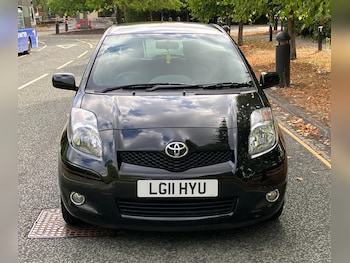 Used Toyota Yaris 2011 for sale - 75838395: Photo
