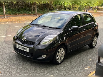 Used Toyota Yaris 2011 for sale - 75838395: Photo