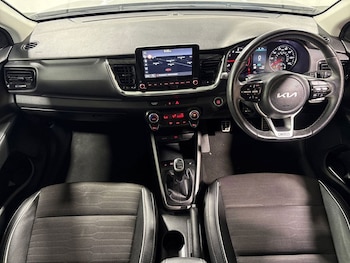 Used Kia Stonic 2023 for sale - 79589247: Photo