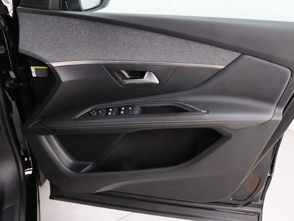 Used Peugeot 3008 2019 for sale - 75986314: Photo 29