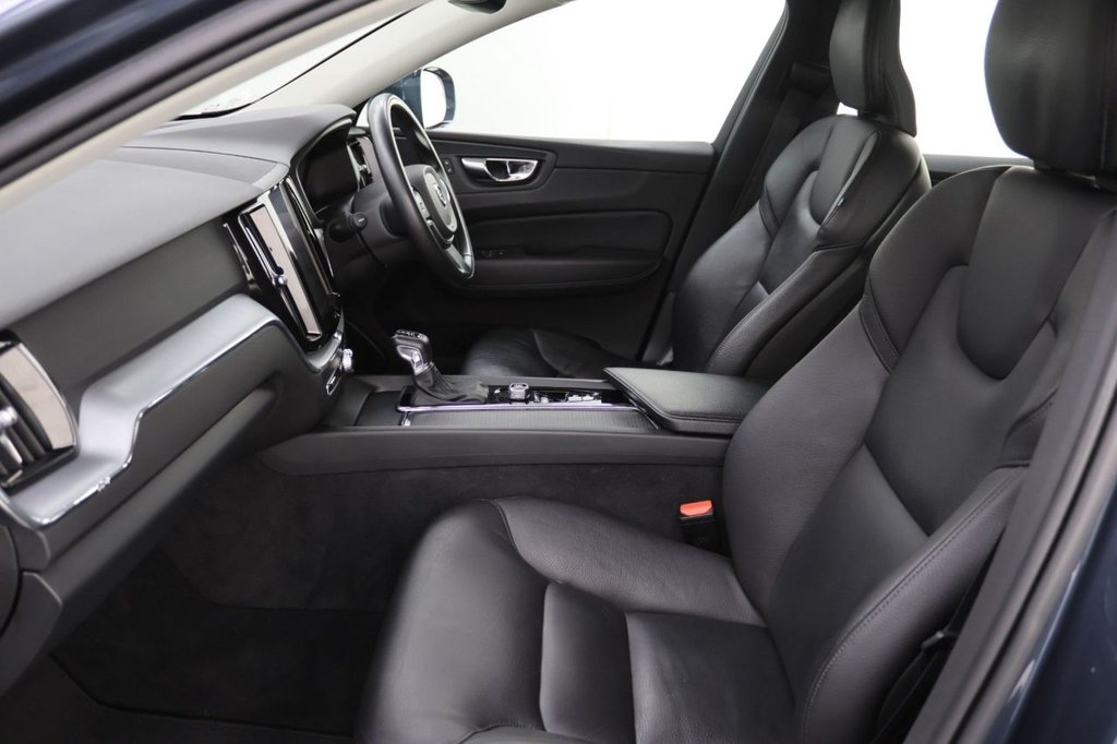 Used Volvo XC60 2019 for sale - 77212002: Photo 22