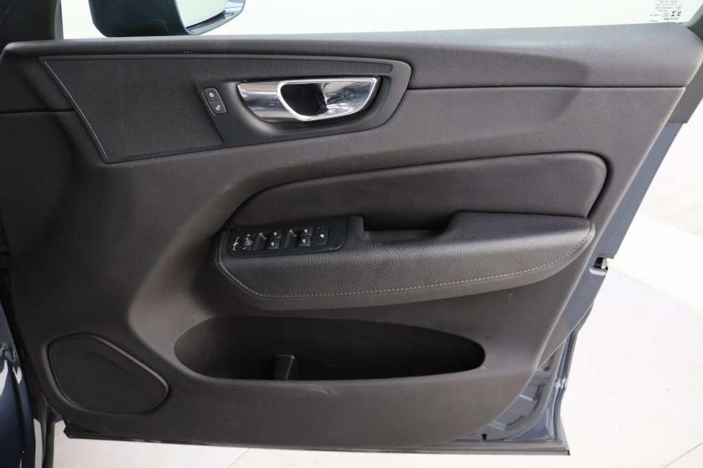 Used Volvo XC60 2019 for sale - 77212002: Photo 27
