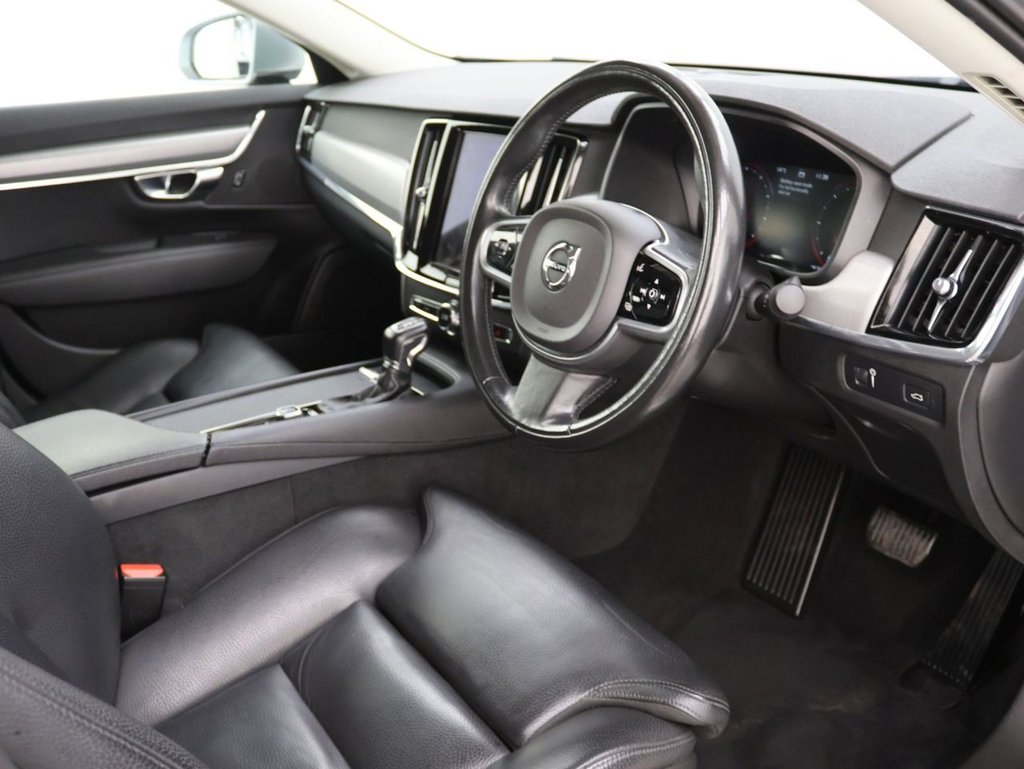 Used Volvo S90 2018 for sale - 78153698: Photo 9