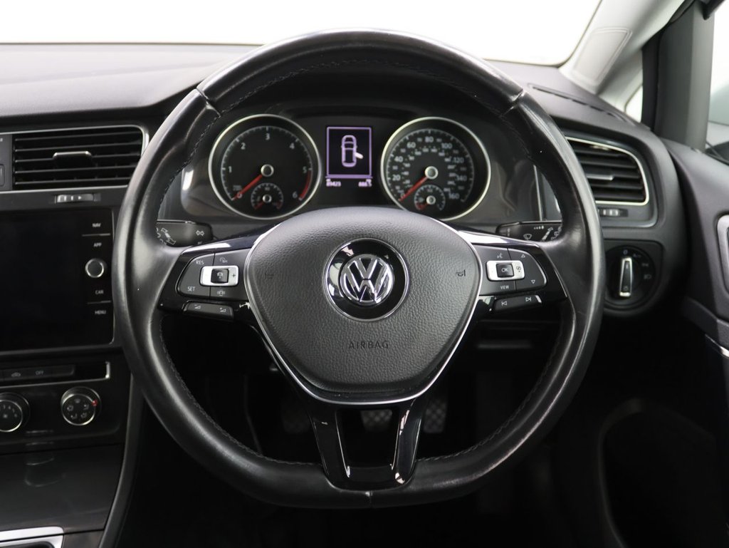 Used Volkswagen Golf 2018 for sale - 76395993: Photo 19