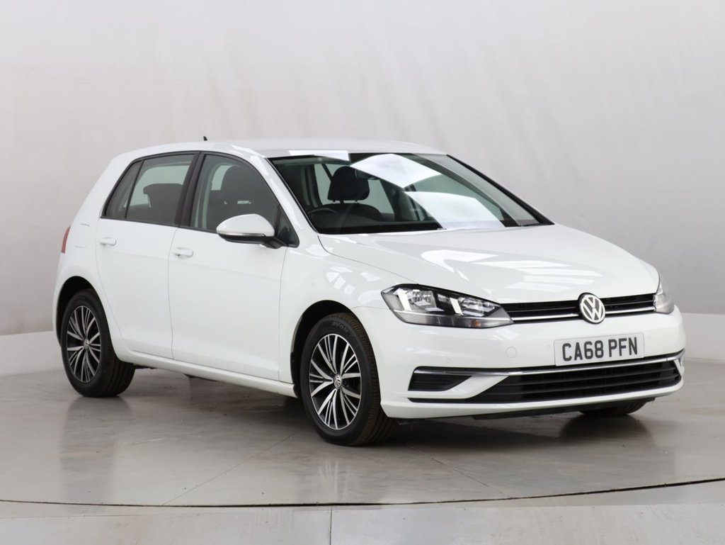 Used Volkswagen Golf 2018 for sale - 76395993: Photo 2