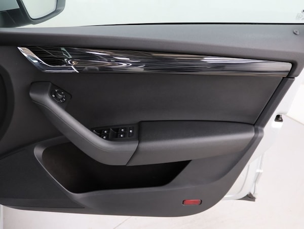 Used Skoda Octavia 2020 for sale - 75088084: Photo 23