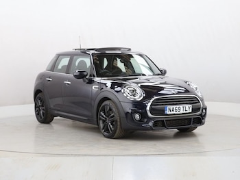 Used MINI Hatch 2019 for sale - 79103503: Photo