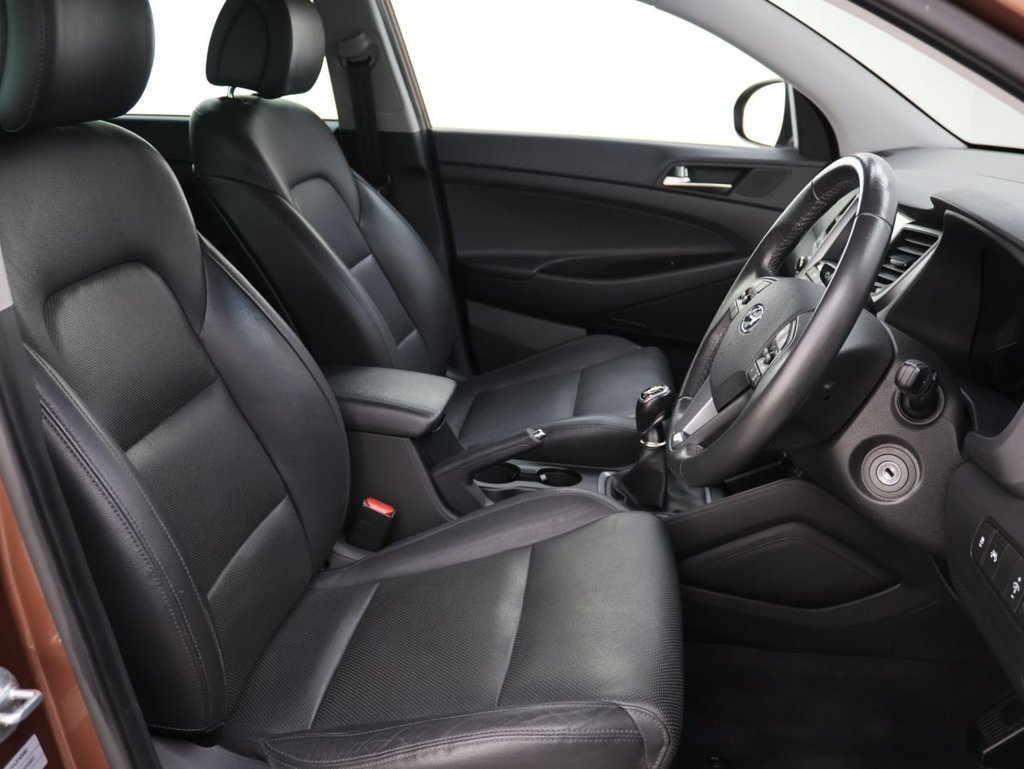 Used Hyundai TUCSON 2017 for sale - 76333371: Photo 12