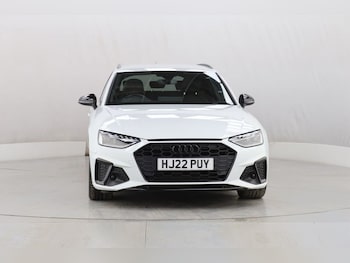 Used Audi A4 2022 for sale - 77981442: Photo