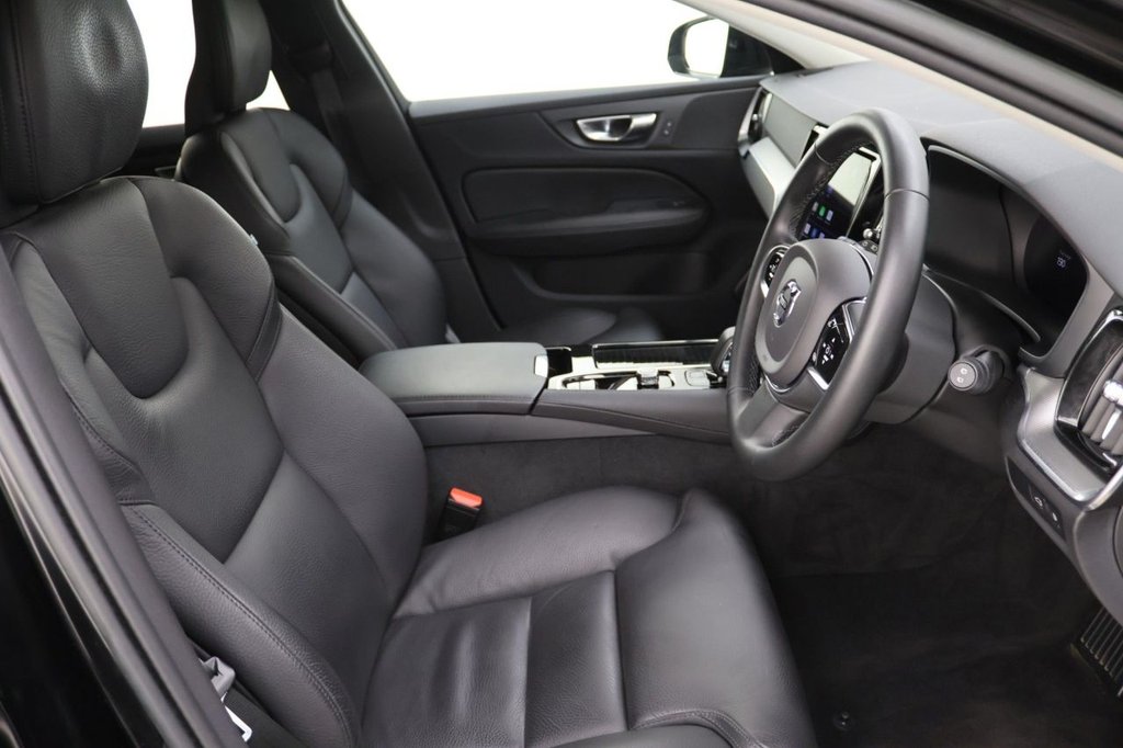 Used Volvo V60 2022 for sale - 77038095: Photo 12