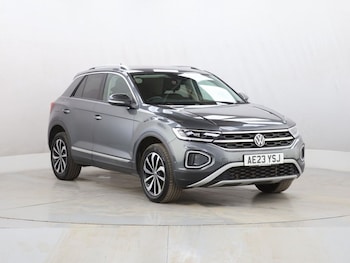 Used Volkswagen T-Roc 2023 for sale - 78725648: Photo