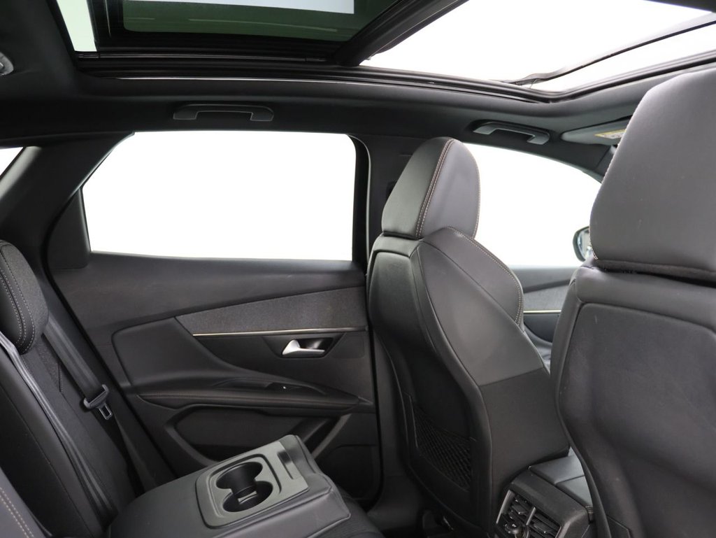 Used Peugeot 3008 2020 for sale - 76068519: Photo 2