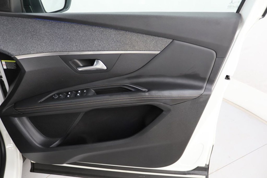 Used Peugeot 3008 2018 for sale - 78181128: Photo 27