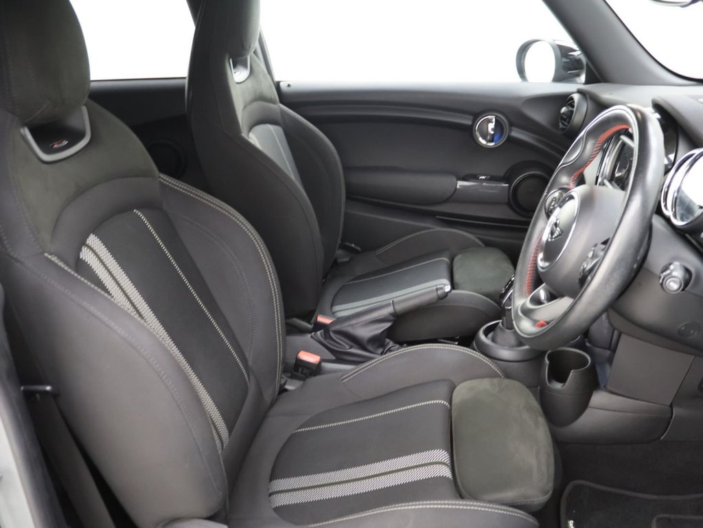 Used MINI Hatch 2019 for sale - 75998056: Photo 12