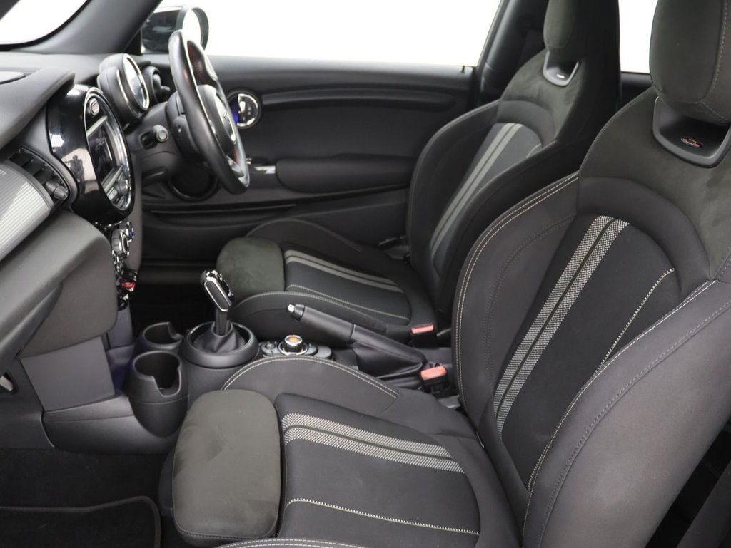 Used MINI Hatch 2019 for sale - 75998056: Photo 21
