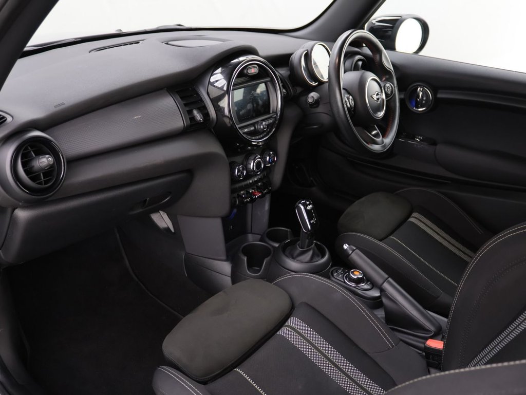 Used MINI Hatch 2019 for sale - 75998056: Photo 23