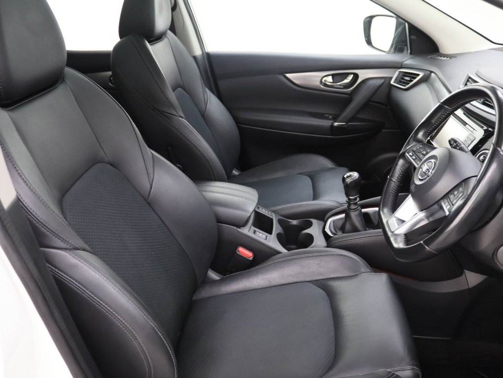 Used Nissan Qashqai 2018 for sale - 76509688: Photo 13