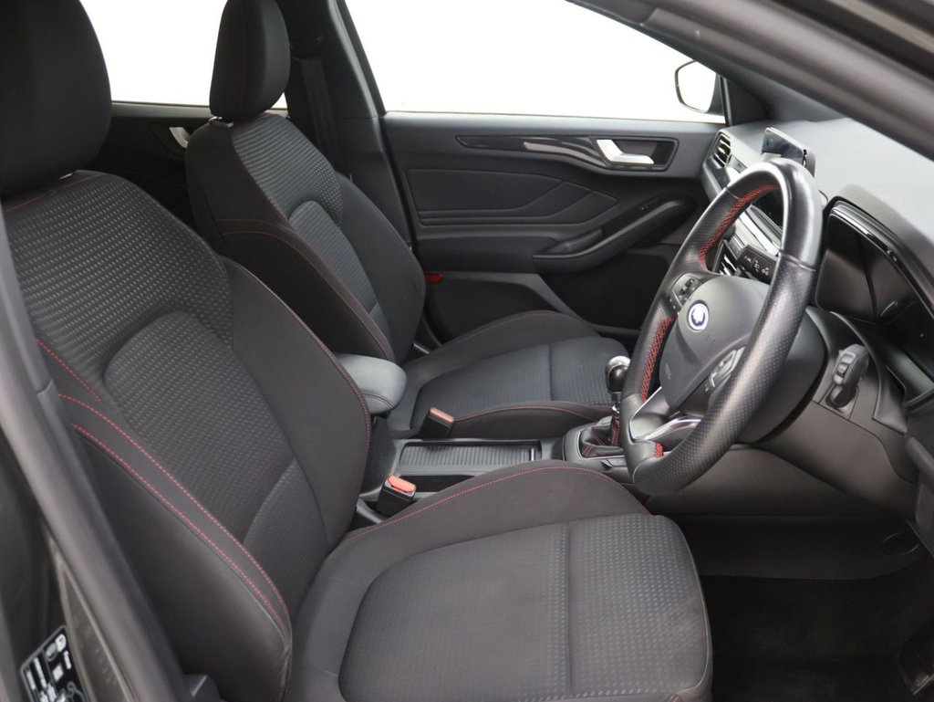 Used Ford Focus 2018 for sale - 77806268: Photo 12