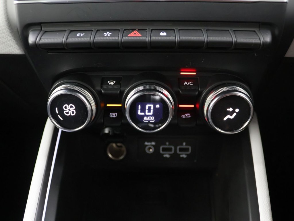 Used Renault Clio 2022 for sale - 76406155: Photo 16