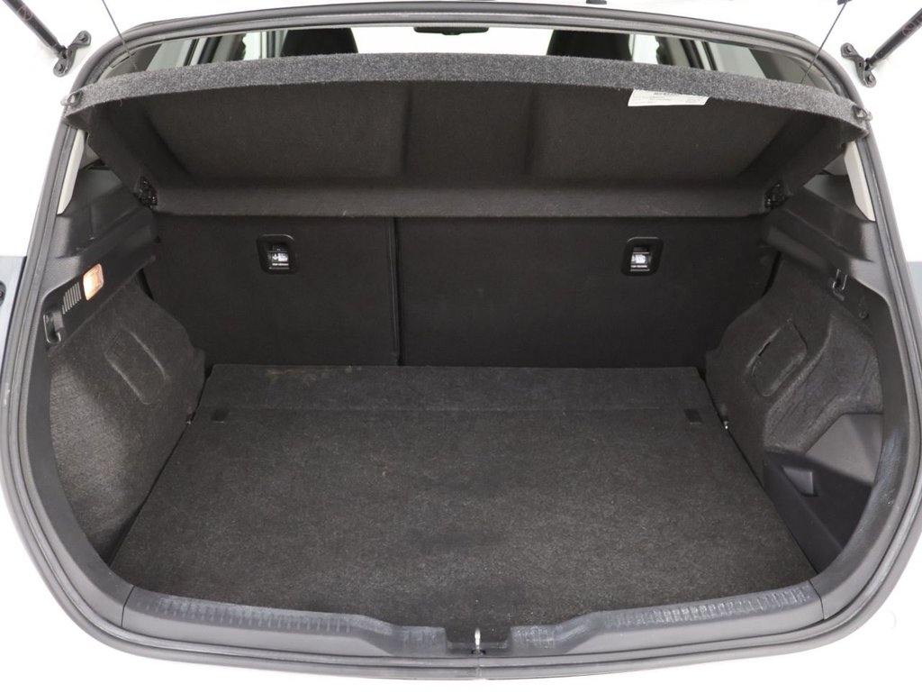 Used Toyota Auris 2018 for sale - 77904718: Photo 26