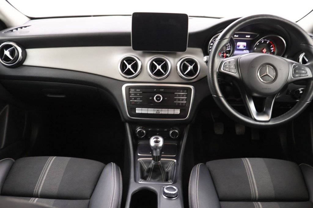 Used Mercedes-Benz GLA 2019 for sale - 77692550: Photo 18