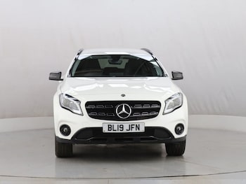 Used Mercedes-Benz GLA 2019 for sale - 77692550: Photo