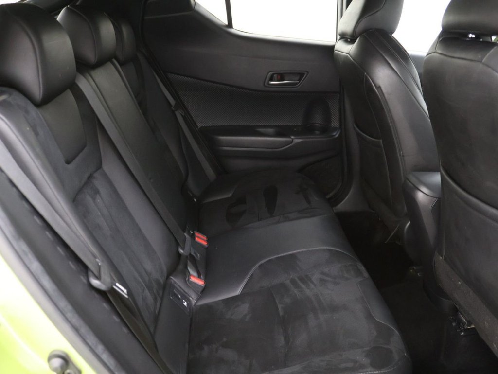 Used Toyota C-HR 2019 for sale - 78056179: Photo 17
