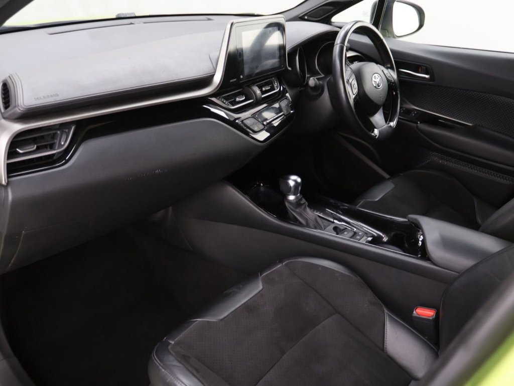 Used Toyota C-HR 2019 for sale - 78056179: Photo 24