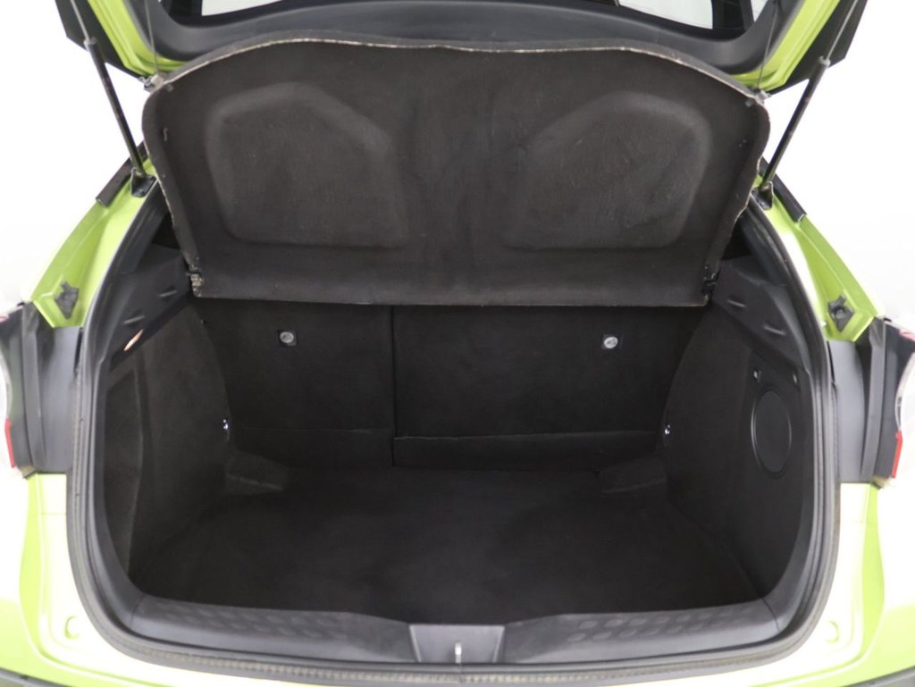 Used Toyota C-HR 2019 for sale - 78056179: Photo 25