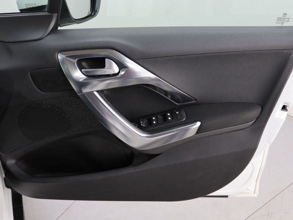 Used Peugeot 2008 2018 for sale - 76333303: Photo 27