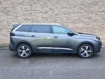 Used Peugeot 5008 2019 for sale - 77457577: Photo