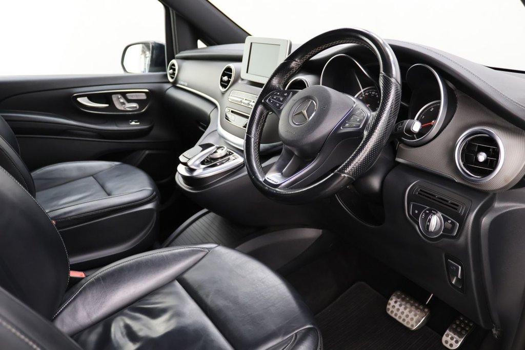 Used Mercedes-Benz V-Class 2017 for sale - 77422062: Photo 10