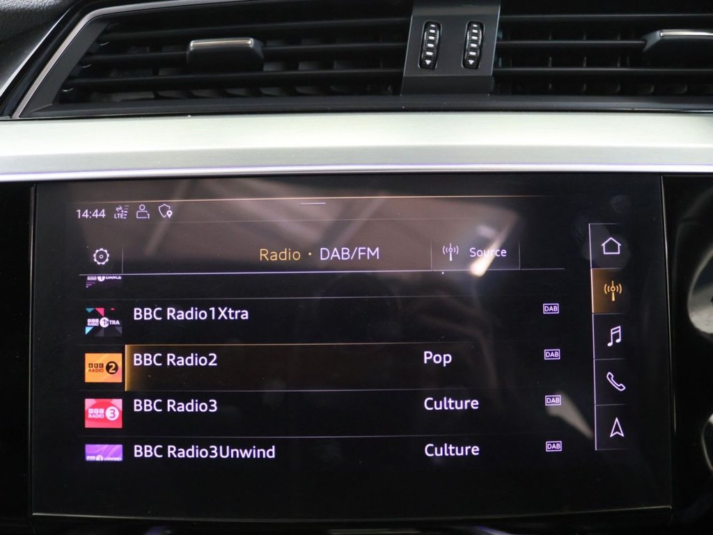 Used Audi e-tron 2020 for sale - 78124233: Photo 14