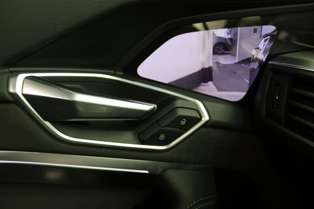 Used Audi e-tron 2020 for sale - 78124233: Photo 33