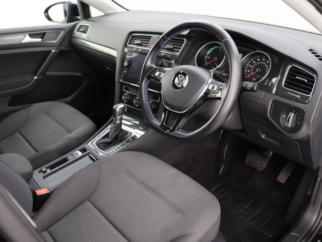 Used Volkswagen Golf 2019 for sale - 76080574: Photo 10