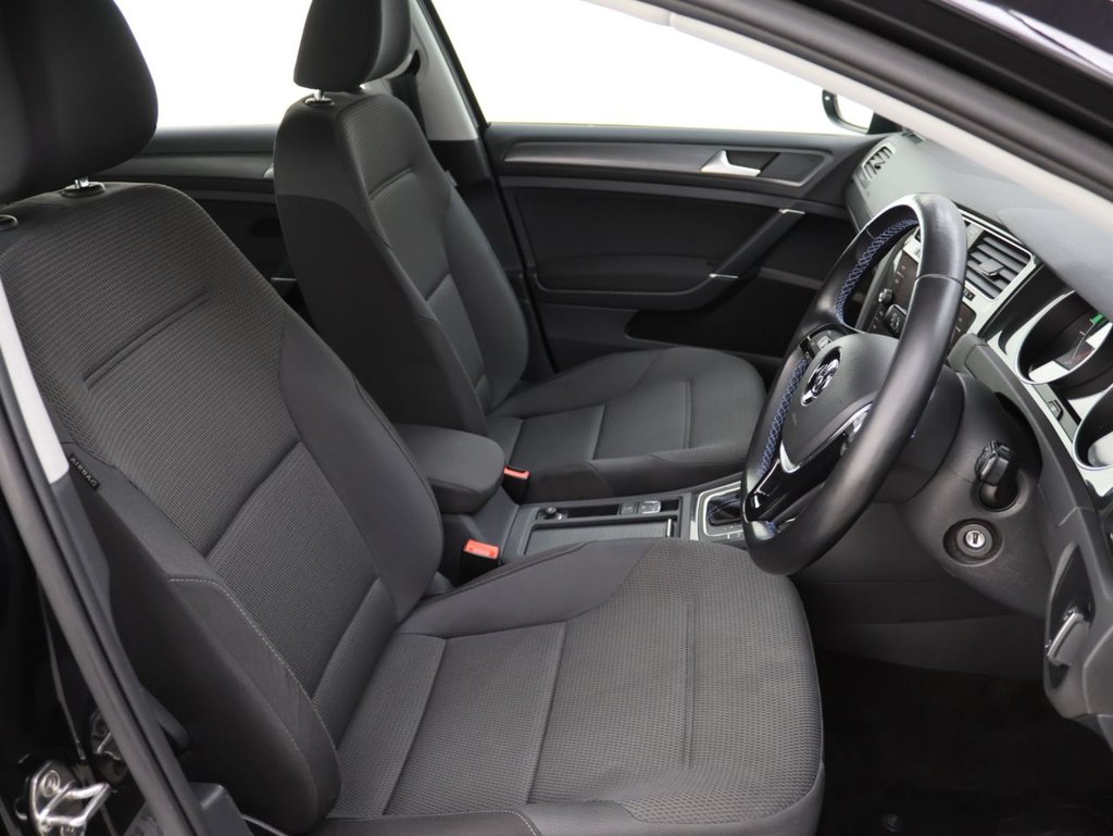 Used Volkswagen Golf 2019 for sale - 76080574: Photo 12