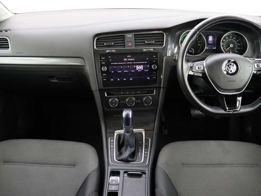 Used Volkswagen Golf 2019 for sale - 76080574: Photo 17
