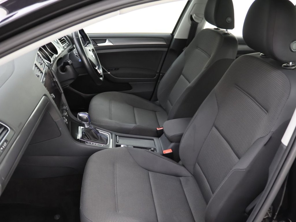 Used Volkswagen Golf 2019 for sale - 76080574: Photo 22