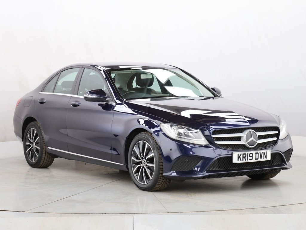 Used Mercedes-Benz C Class 2019 for sale - 76356377: Photo 2