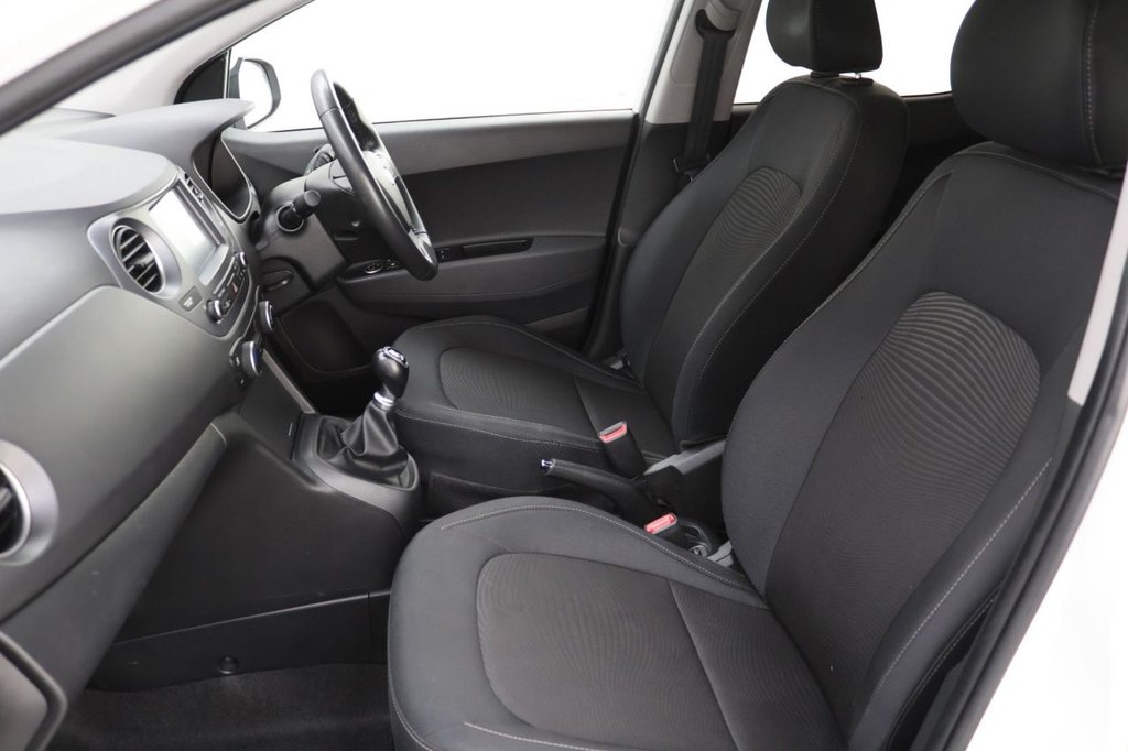 Used Hyundai i10 2018 for sale - 77498670: Photo 21