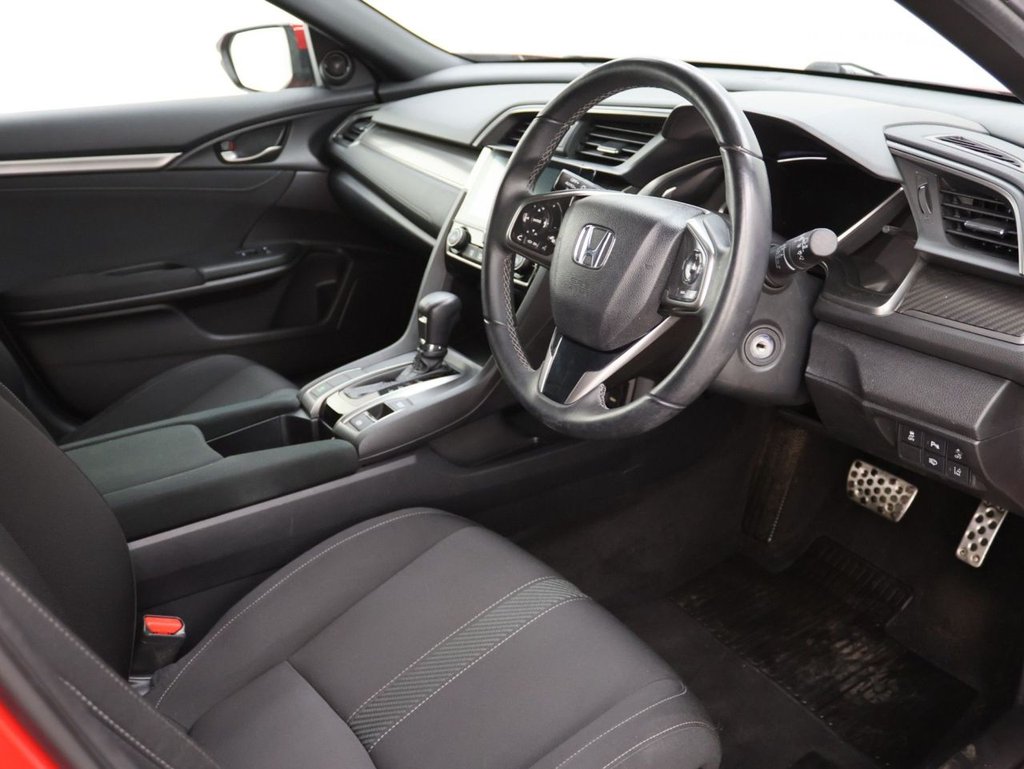 Used Honda Civic 2019 for sale - 77967100: Photo 10