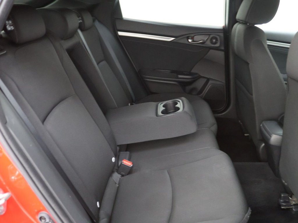 Used Honda Civic 2019 for sale - 77967100: Photo 16