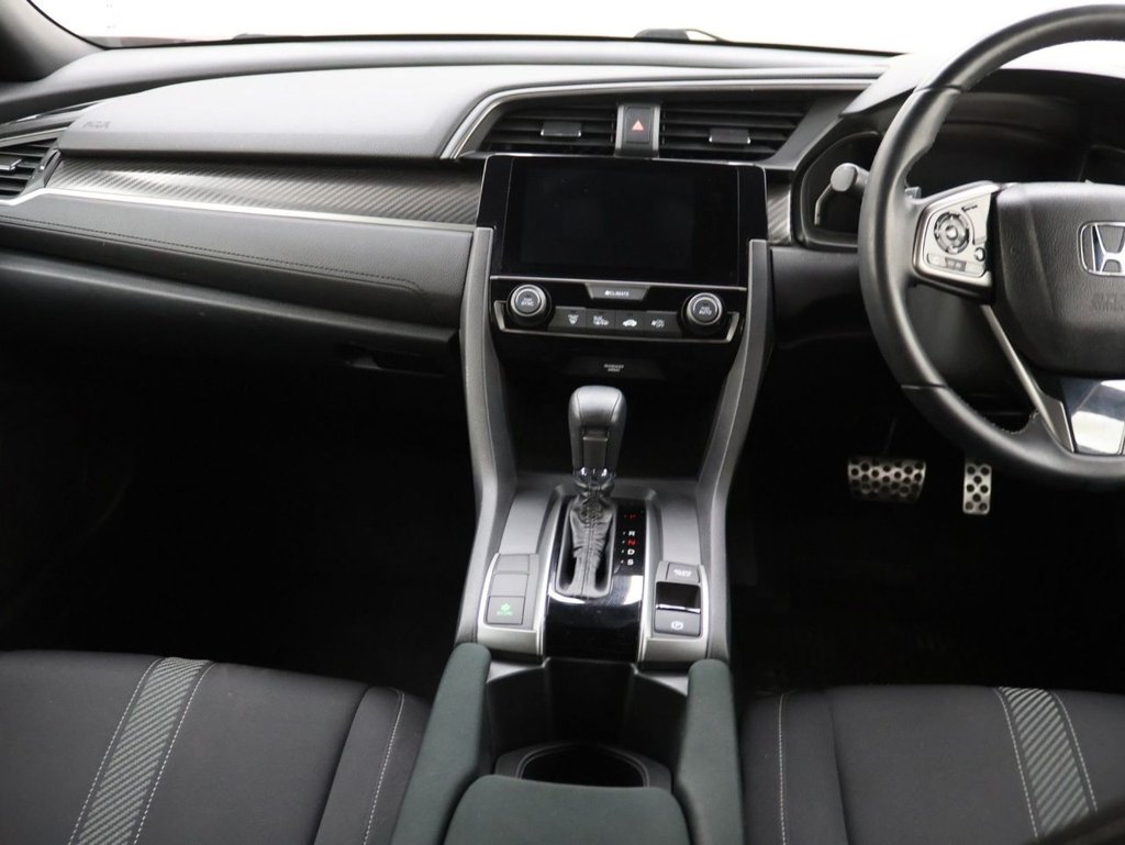 Used Honda Civic 2019 for sale - 77967100: Photo 17